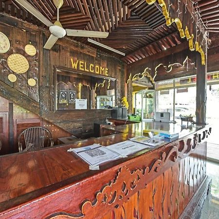 Super Oyo Capital O 90659 Raintown Timbers Hotel Taiping Luaran gambar