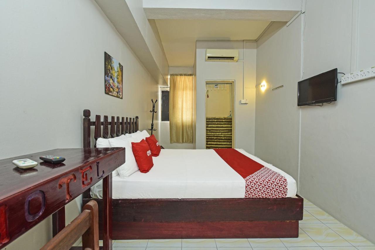 Super Oyo Capital O 90659 Raintown Timbers Hotel Taiping Luaran gambar