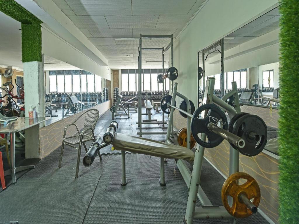 Super Oyo Capital O 90659 Raintown Timbers Hotel Taiping Luaran gambar